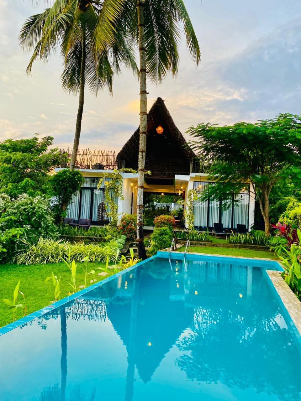 Kalametiya Bird Villa Tangalle Exterior photo